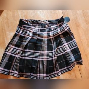 NWT Large Forever 21 skirt